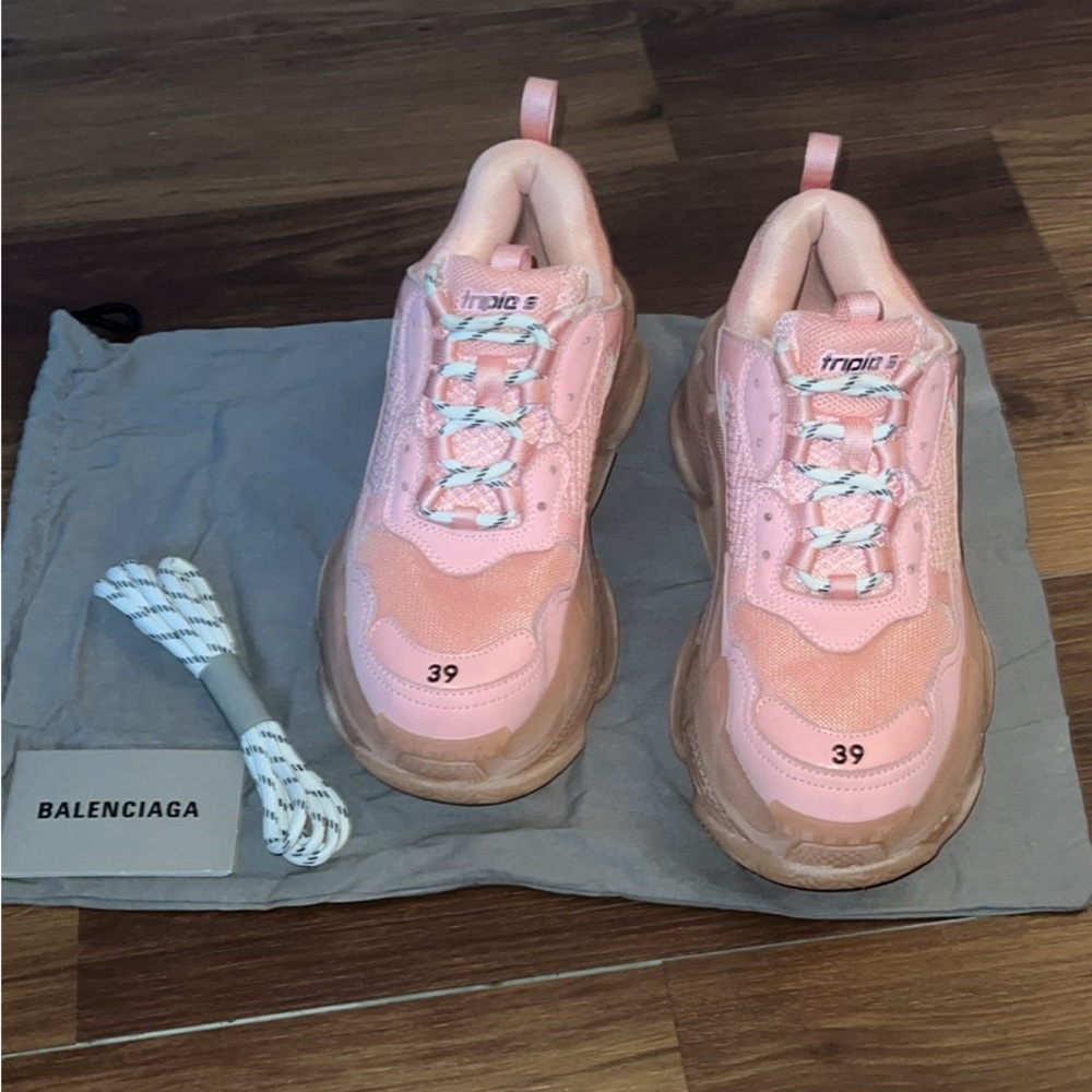 Balenciaga triple s